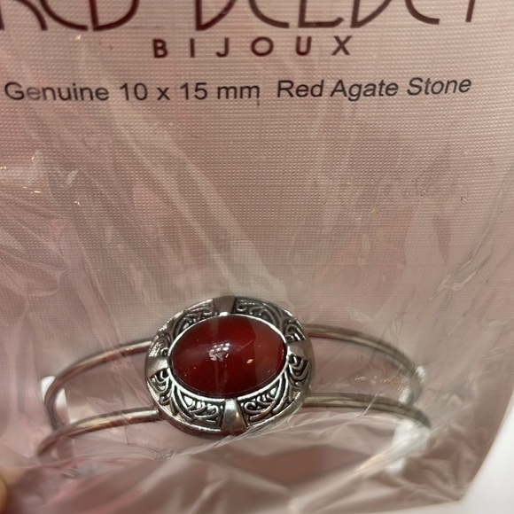 •NWT• RED VELVET BIJOUX // cuff bracelet // red agate stone // peace gemstone - Picture 1 of 10